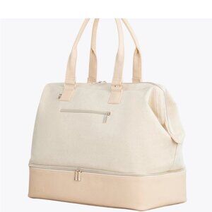 The Weekender in Beige